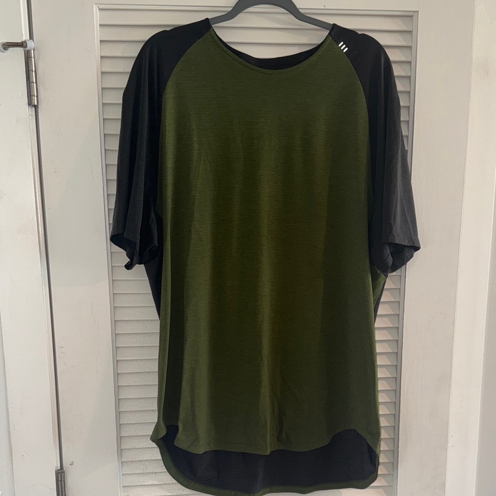 Lululemon Green and Black Raglan T-Shirt